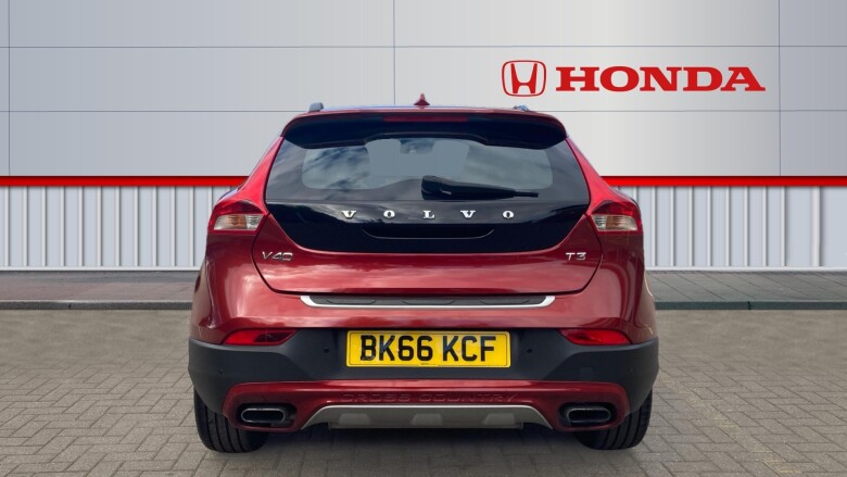 Volvo V40 T3 [152] Cross Country Pro 5dr Geartronic Petrol Hatchback